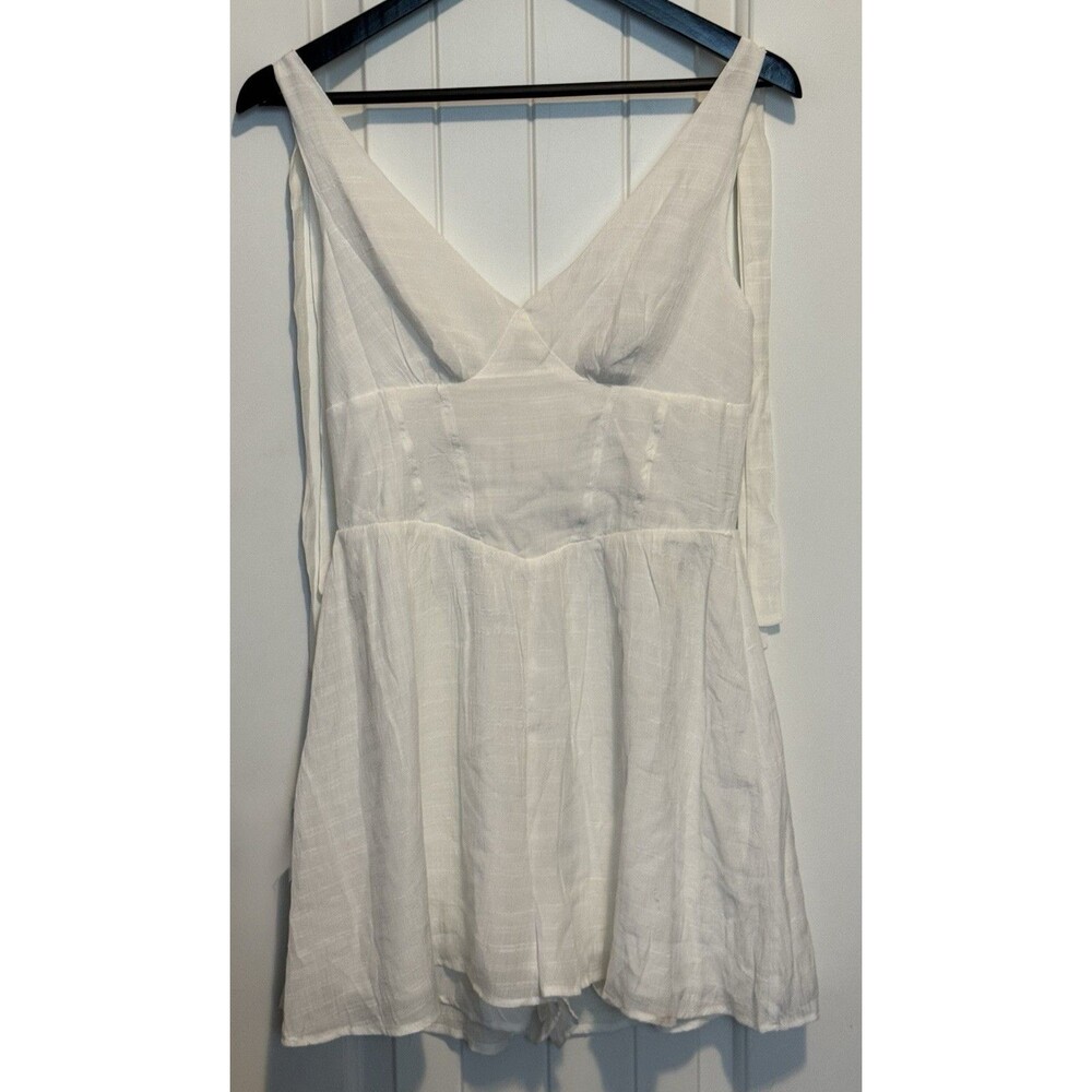 LA Hearts White Romper Small NWT‎